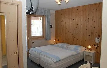 Hotel La Locanda Livigno 0*,